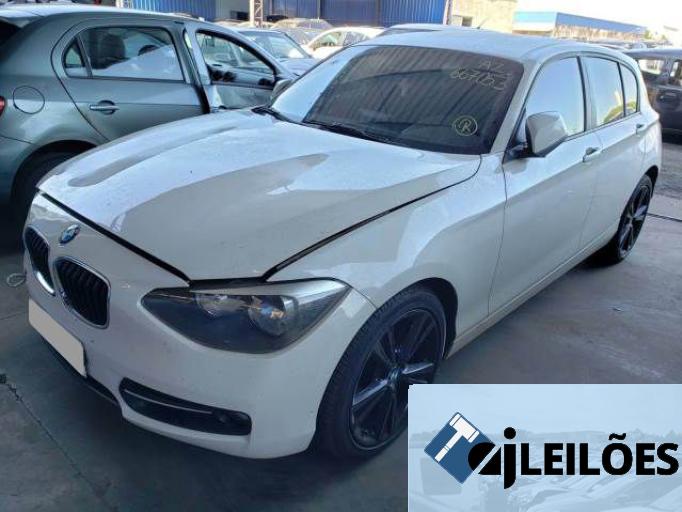 BMW 118I 13/13