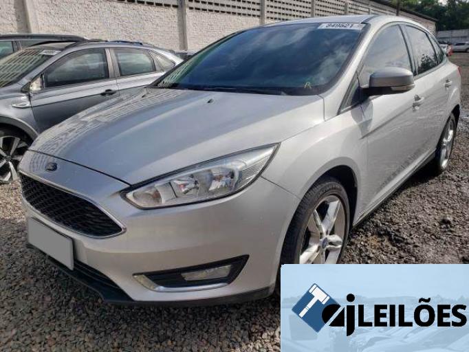 FORD FOCUS FASTBACK 15/16