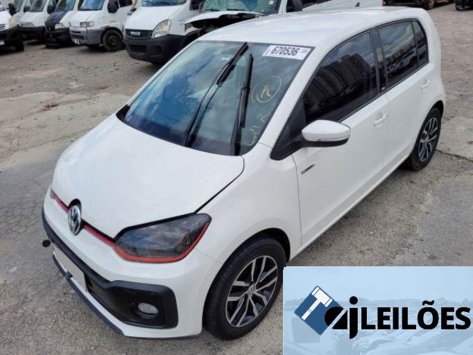 VOLKSWAGEN UP 17/18