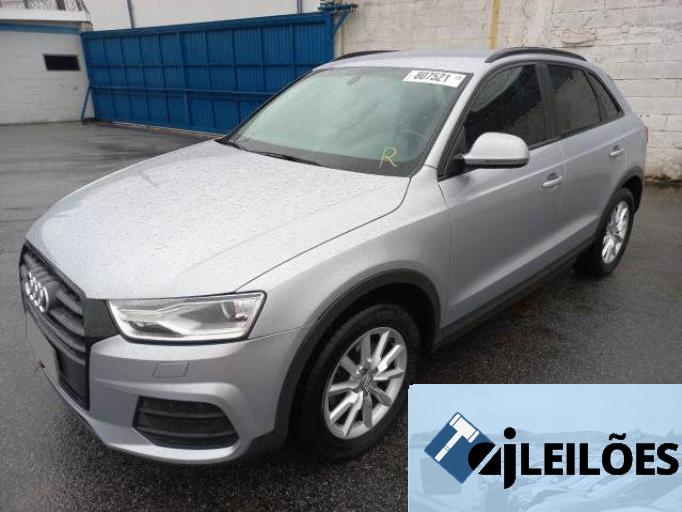 AUDI Q3 17/18