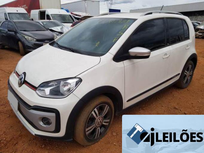 VOLKSWAGEN UP CROSS 19/19