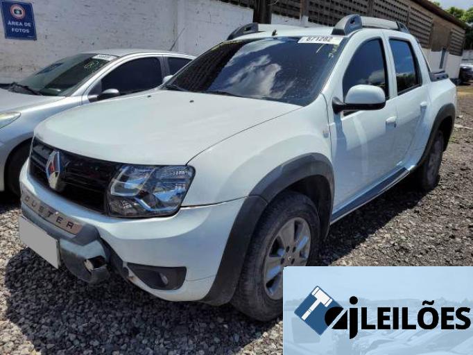 RENAULT DUSTER 20/20