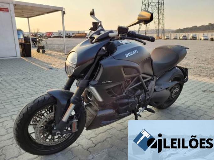 DUCATI DIAVEL 12/12