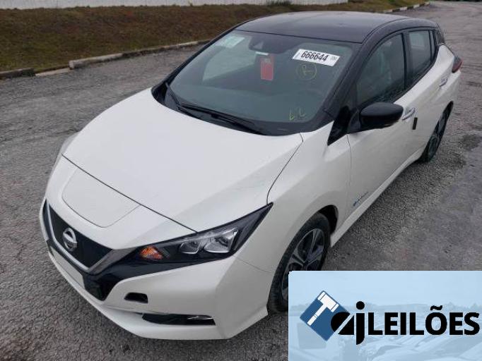 NISSAN LEAF 21/22